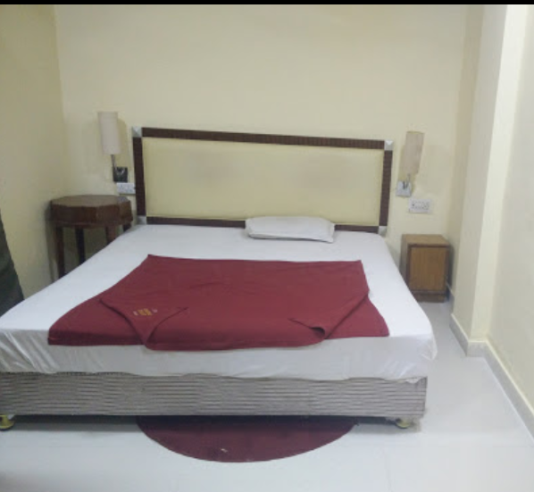 Hotel Shreenath Palace | EXECUTIVE AC ROOM